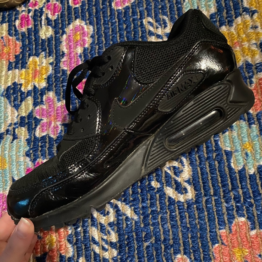 Black air maxes